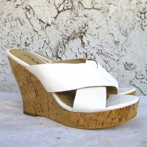Moda ivory faux leather cork platform sandals 6.5M